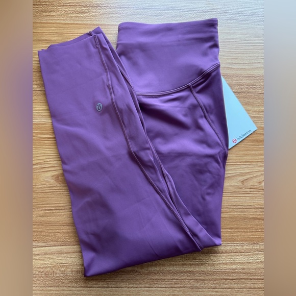 Lululemon Base Pace HR Crop 23” Size: 8 in Vintage Plum - Picture 2 of 6